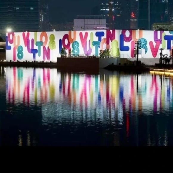 LOUIS VUITTON ✨LIMITED EDITION✨ Canvas Eco Tote Bag Shenzhen Exhibition - Picture 7 of 9